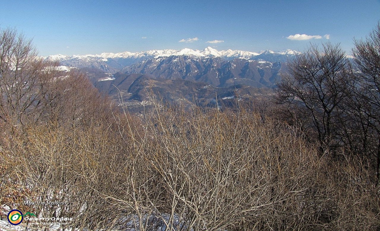 20 Panorama verso le Orobie....JPG